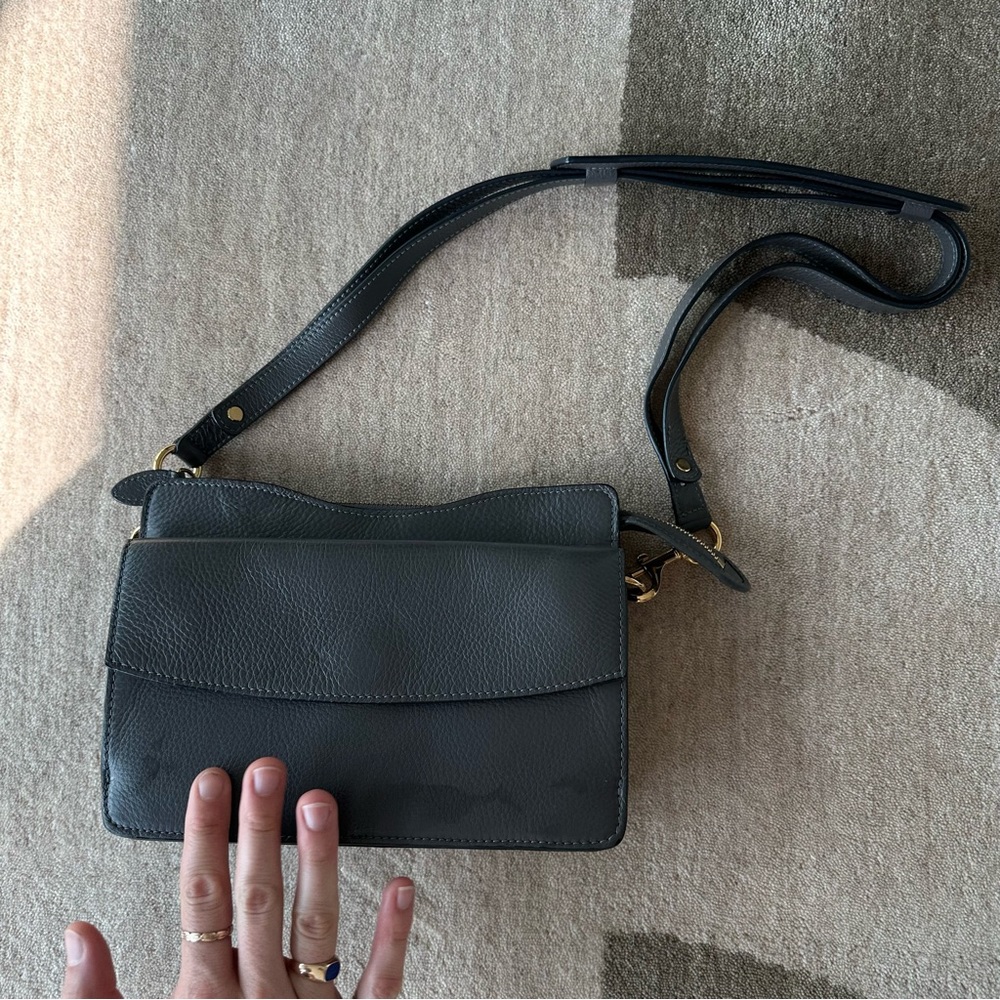 Creagh ACCORDION SATCHEL charcoal natural grain pebble